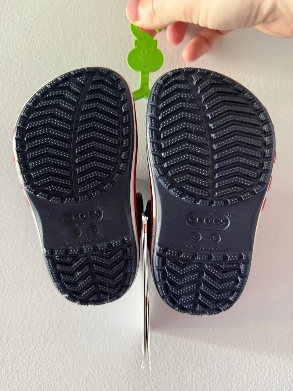 NWT CROCS Toddler Navy Clogs with Red and White Trim size 5